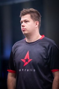 294px-Karrigan_at_ESL_Barcelona_16