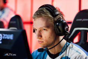 294px-Skadoodle_at_MLG_Qualifier_16
